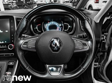 2017 Renault Grand Scenic 1.5 dCi 110 SIGNATURE *7 Seater* €19,900 thumbnail