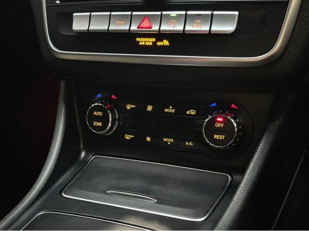 2017 Mercedes-Benz CLA Class 200D SPORT 4DR AUTO €17,950 thumbnail