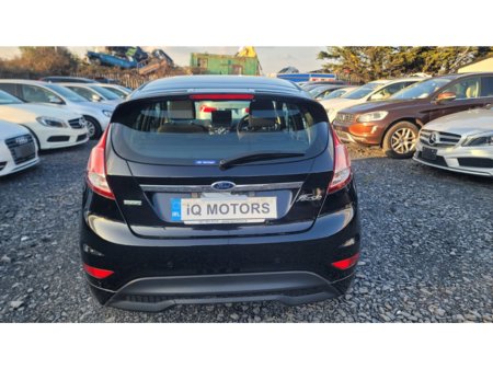 2015 Ford Fiesta - thumbnail 11