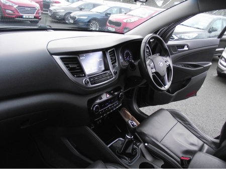 2016 Hyundai Tucson 1.7CRDI EXECUTIVE 5DR €8,950 thumbnail