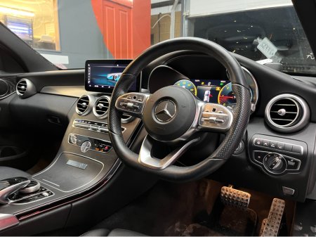2020 Mercedes-Benz C Class 2020 MERCEDES-BENZ C220D LAUREUS EDITION SPORTS P 2.0 AUTOMATIC / CRUISE CONTROL / REVERSE CAMERA / ELECTRIC MEMORY & HEATED SEATS / PADDLE SHIFTERS AND MORE thumbnail