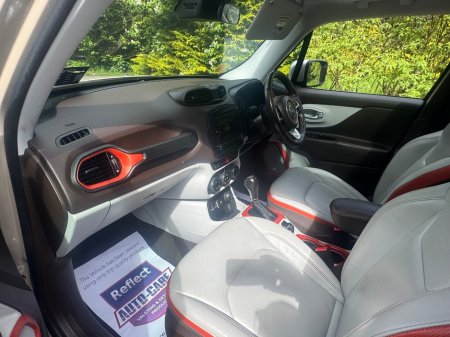 2015 Jeep Renegade - thumbnail 5