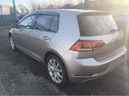 2018 Volkswagen Golf Comfort €16,650 thumbnail