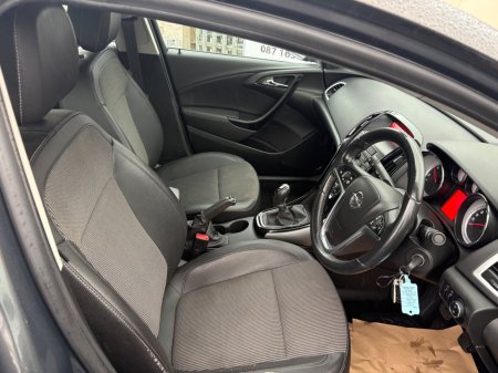 2015 Opel Astra 1.6 CDTI 110PS SE €6,950 thumbnail