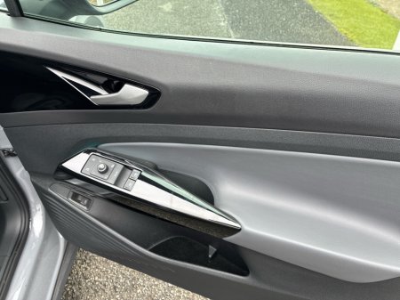 2024 Volkswagen ID.4 - thumbnail 11