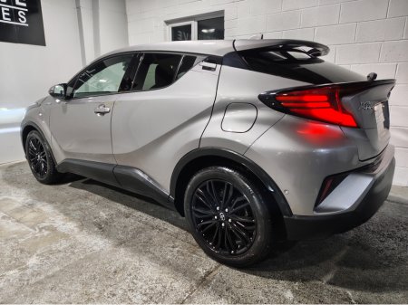 2022 Toyota C-HR 1.8 HYBRID SOL 4DR AUTO €21,995 thumbnail