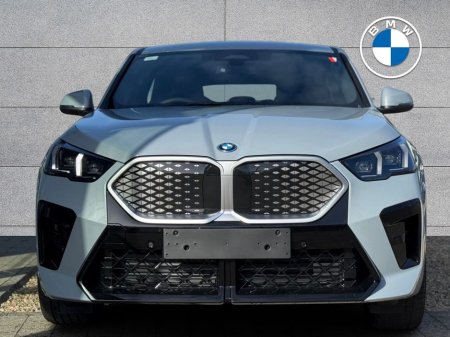 2026 BMW iX2 - thumbnail 11