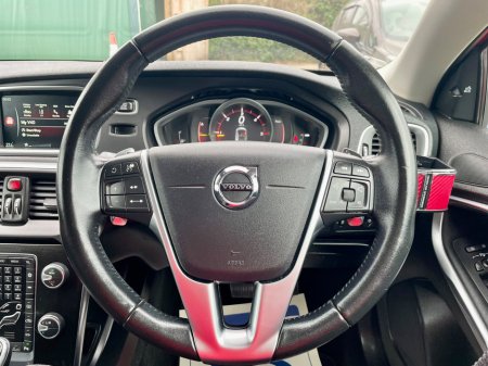 2017 Volvo V40 - thumbnail 24