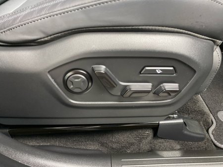 2025 Hyundai Santa Fe - thumbnail 16