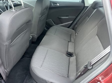 2018 Opel Astra SALOON 1.6 CDTI 110PS 4DR Diesel * Low  Mileage * €13,950 thumbnail