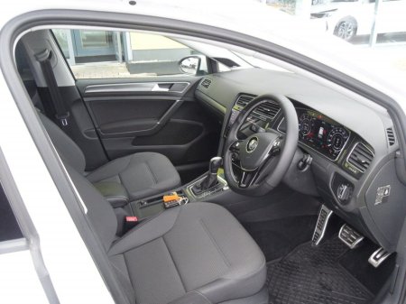 2019 Volkswagen Golf - thumbnail 6