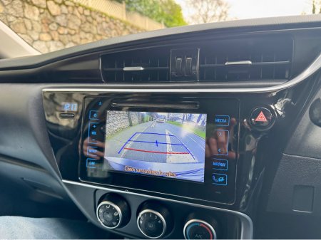 2017 Toyota Corolla 1.4 D-4D LUNA 4DR €12,900 thumbnail