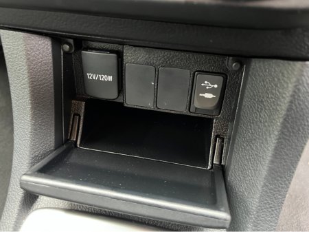 2016 Toyota Corolla D-4D LUNA 1.4 DIESEL //SAT NAV//REVERSE CAMERA// €13,950 thumbnail