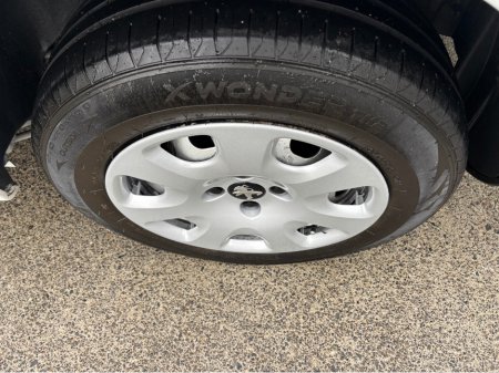 2016 Peugeot Partner - thumbnail 9