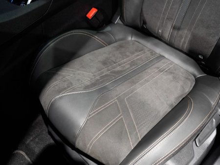 2021 Peugeot 3008 - thumbnail 24