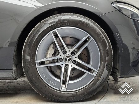 2025 Mercedes-Benz E Class - thumbnail 10