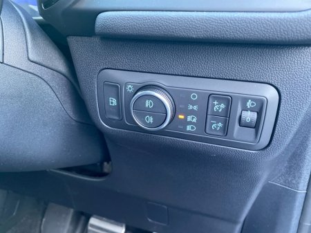 2024 Ford Kuga ST-LINE 5DR 2.5 PHEV 225 S thumbnail