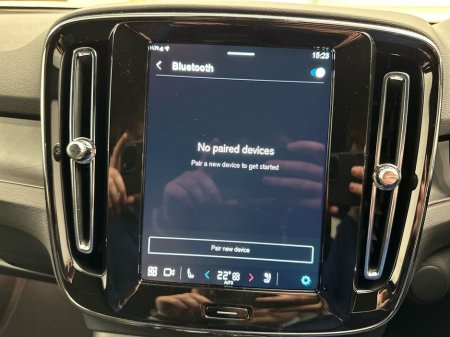 2026 Volvo EX40 - thumbnail 16