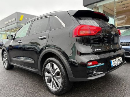 2020 Kia Niro 64 Kwh (Long Range ) €20,995 thumbnail