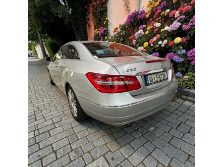2010 Mercedes-Benz E Class - photo 4