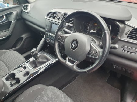 2017 Renault Kadjar DYNAMIQUE NAV 1.5 DCI 110BHP NCT 03/28 FINANCE AVAILABLE @ €49 PER WEEK TOUCH SCREEN MEDIA/ SAT NAV/ BLUETOOTH/ PARKING SENSORS/ ELECTRONIC HANDBRAKE/ HISTORY CHECKED €10,900 thumbnail