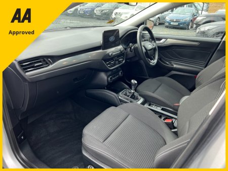 2019 Ford Focus - thumbnail 6