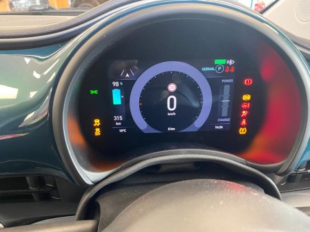 2025 Fiat 500e Fully Electric, e500 Icon, 42KWH 320Kms Range , €19,950 thumbnail