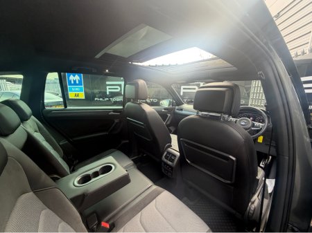 2018 Volkswagen Tiguan - thumbnail 27