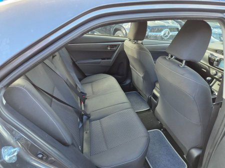 2016 Toyota Corolla - photo 5