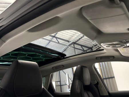 2021 MG HS EXCLUSIVE PHEV AUTO**PANORAMIC ROOF**DIGITAL DASH**TOUCH SCREEN APPLE CAR PLAY**MULTIFUNCTIONAL STEERING WHEEL**HEATED LEATHER SEATS**ELECTRIC SEATS**ELECTRIC FOLDING MIRRORS**ELECTRIC TAILGATE** €24,995 thumbnail