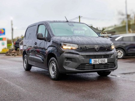 2026 Peugeot Partner 2026 - PRE REG OFFER - PARTNER PRO PLUS1.5 HDI 100 65 €22,750 thumbnail