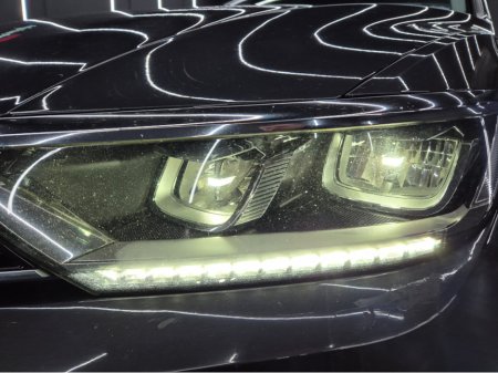 2019 Volkswagen Passat - thumbnail 8