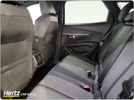 2023 Peugeot 3008 - thumbnail 13