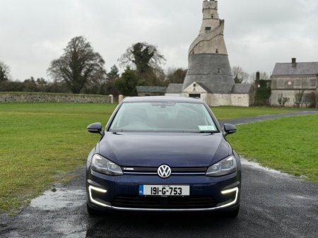 2019 Volkswagen Golf e-GOLF €10,990 thumbnail