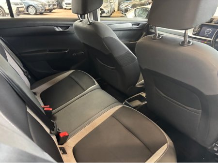 2017 Skoda Fabia - thumbnail 12