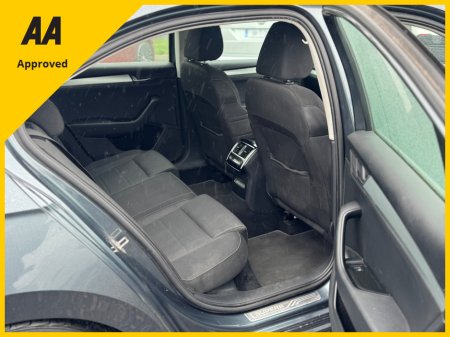 2017 Skoda Superb 2.0 TDI SE TECHNOLOGY 15 150PS 5DR €11,995 thumbnail