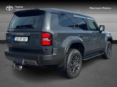 2025 Toyota Landcruiser - photo 2