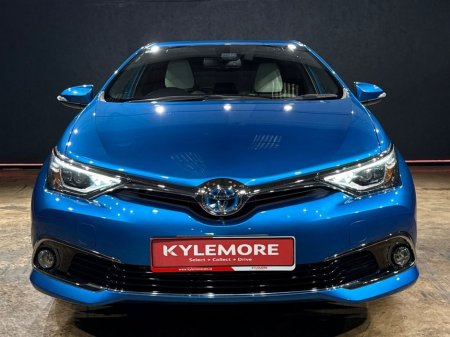 2016 Toyota Auris HYBRID G PACKAGE - BEIGE/BLACK FULL LEATHER INTERIOR - FACTORY ALLOYS - REVERSE CAMERA €13,950 thumbnail