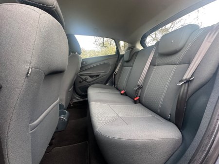 2010 Ford Fiesta 1.25 82 PS Titanium €3,950 thumbnail