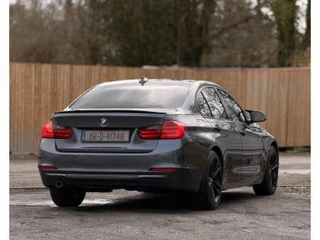 2015 BMW 3 Series - thumbnail 11