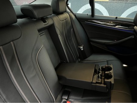 2018 BMW 5 Series €24950! 2018 BMW 520D 523D LUXURY 2.0 AUTOMATIC / CRUISE CONTROL / 360° PARKING CAMERA / ELECTRIC MEMORY & HEATED SEATS / HEATED REAR SEATS €24,950 thumbnail