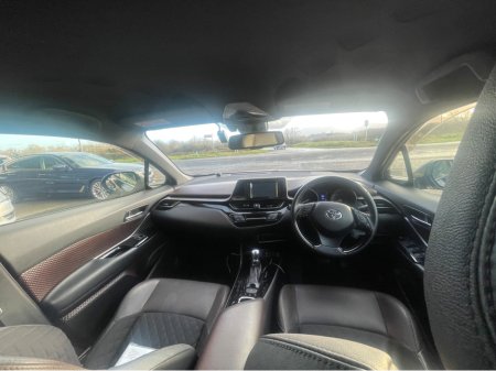 2018 Toyota C-HR 2018 Toyota CHR €19,950 thumbnail