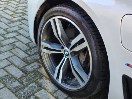 2017 BMW 7 Series - thumbnail 8