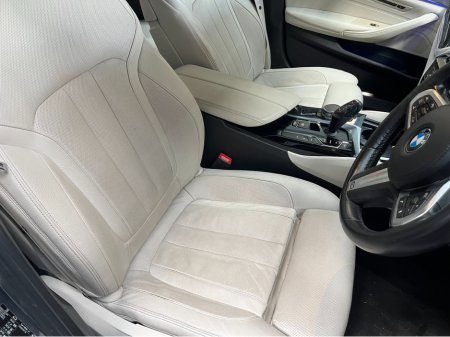 2017 BMW 5 Series - thumbnail 11