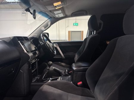 2021 Toyota Landcruiser - thumbnail 6