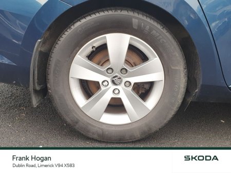 2018 Skoda Superb - thumbnail 9