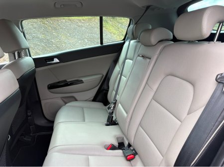 2021 Kia Sportage - thumbnail 21