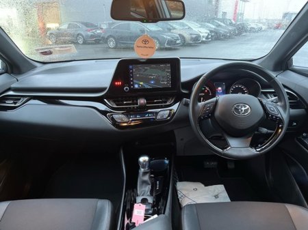 2023 Toyota C-HR HYBRID SPORT 4DR AUTO €29,950 thumbnail