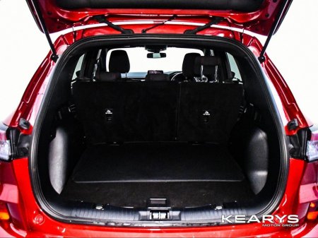 2023 Ford Kuga ST-Line Auto PHEV Duratec 225PS €33,333 thumbnail