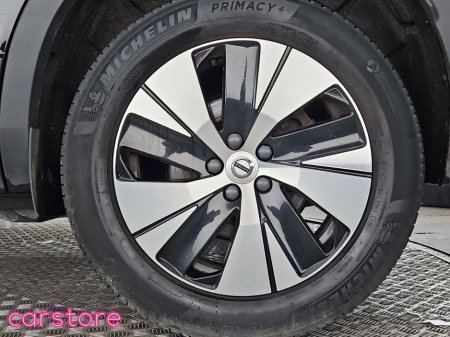 2023 Volvo XC40 Xc40 + T4 Recharge Auto Plus Recharge T4 211 Twin Engine 10.7kWh PHEV Auto Start/Stop thumbnail